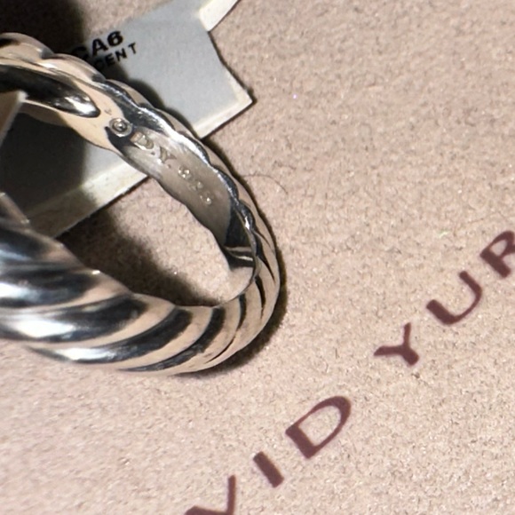 David Yurman Oval Renaissance Ring - Citrine w/Carnelian Accents - Picture 14 of 17